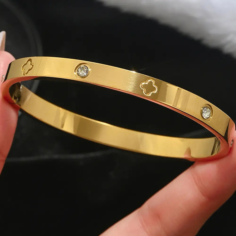 Stainless steel bracelet