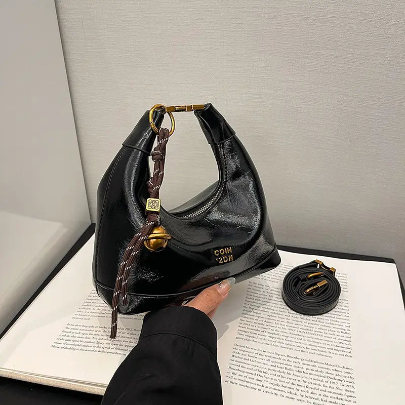 Women's Retro leather shoulder Bag