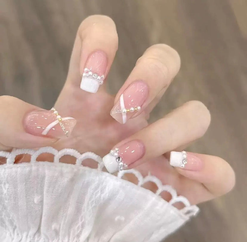 White French Pearl with tool kit