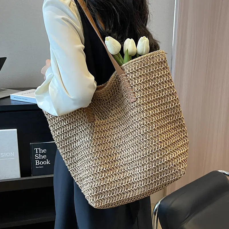 Women Woven Straw Shoulder Bag large capacity