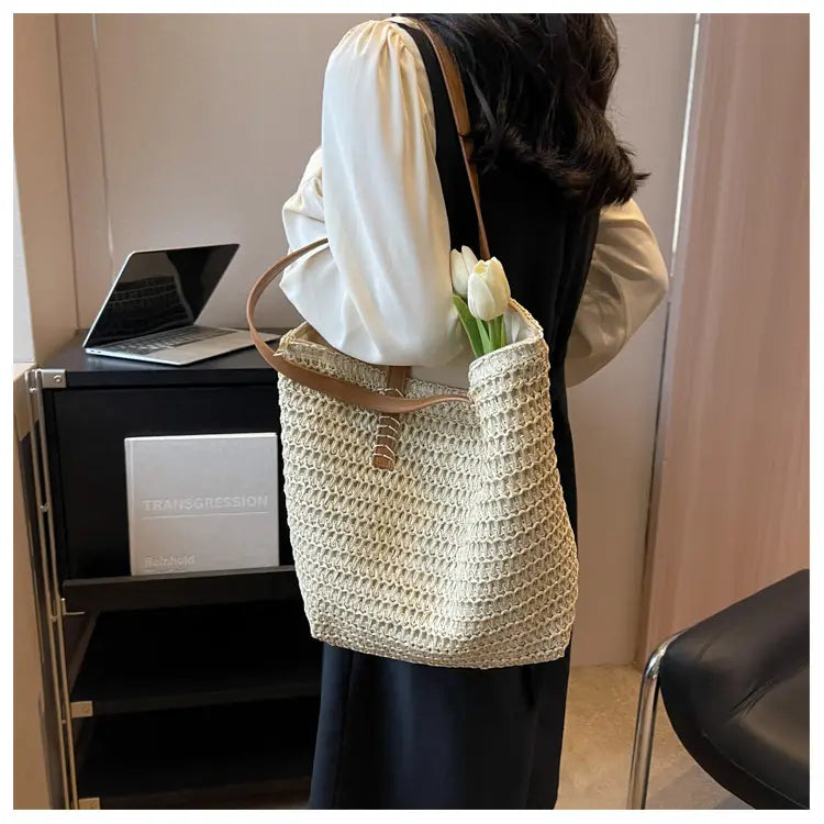 Women Woven Straw Shoulder Bag large capacity